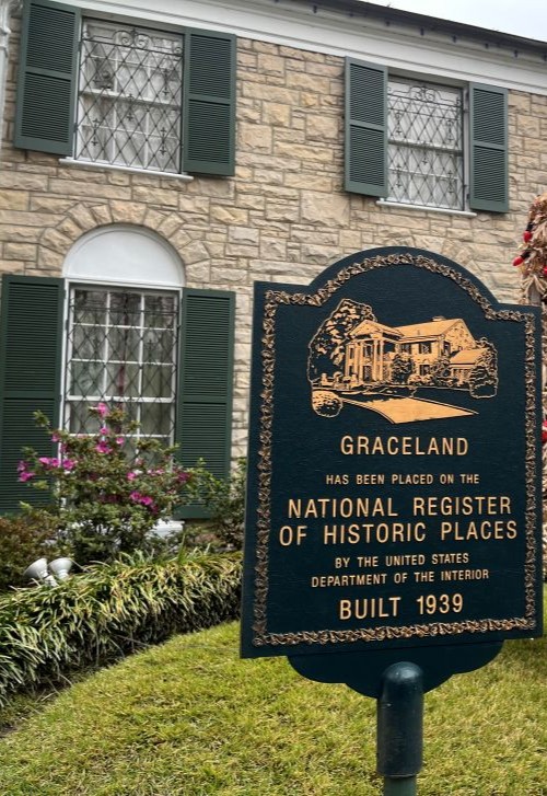 graceland perso